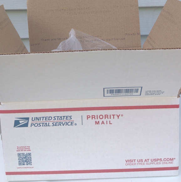 Reseller Mystery Box ๐ All New Clothing!! - Picture 2 of 3